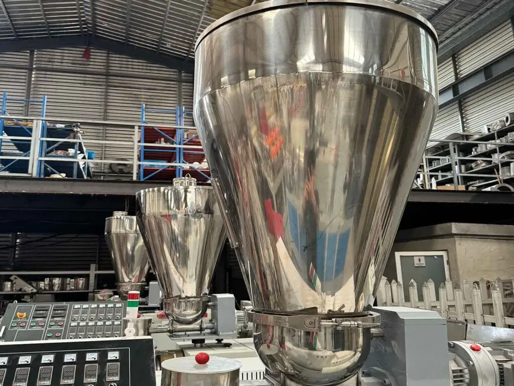 pvc pipe extrusion machine