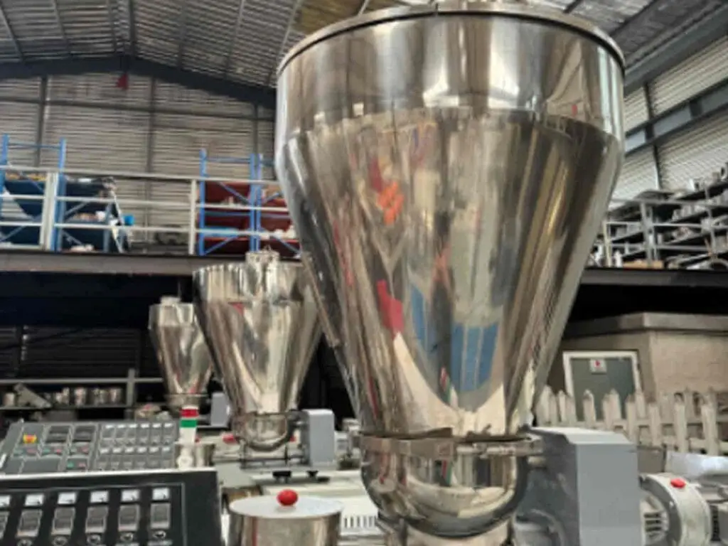pvc pipe manufacturing machine